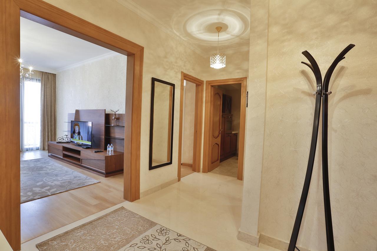 Serviced Apartment On Rustaveli Avenue Tbilisi Bagian luar foto